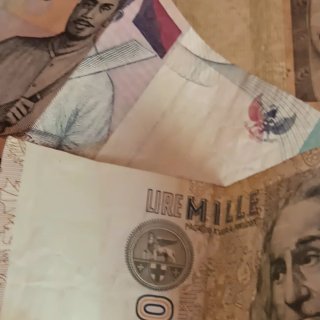 Lote 2kg Monedas del Mundo