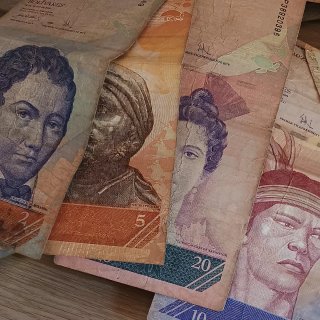 Lote 2kg Monedas del Mundo