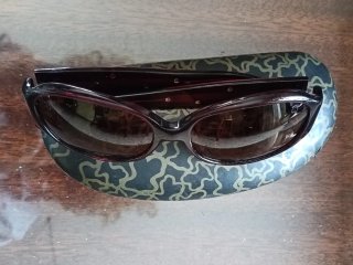OFERTA HOY GAFAS DE SOL TOUS SIN FUNDA.  Venta por