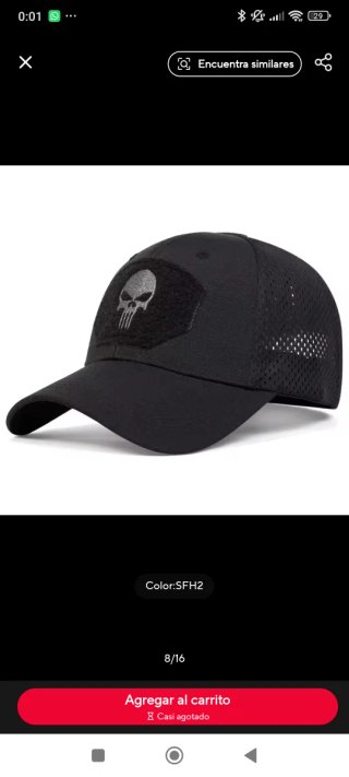 Gorra Negra con Parche Calavera