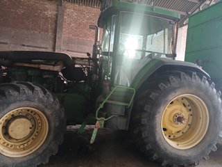 Tractor John Deere 8400
