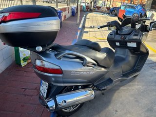 Suzuki Burgman 650 Plata