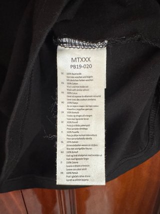 Camiseta Mister Tee Negra Talla M