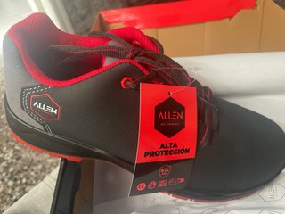 Zapatos de seguridad ALLEN BY CHINTEX rojos