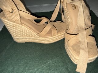 Cuñas Zara Esparto Camel Talla 36