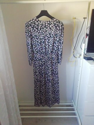 Vestido largo floral Mango Talla S