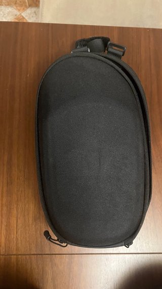 Casco patinete eléctrico + 2 ruedas + estuche