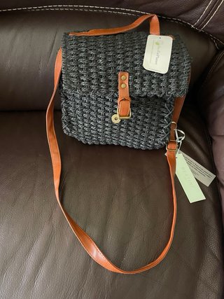 Bolso de  negro y marrón