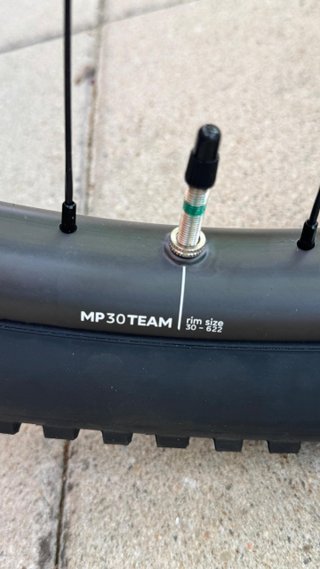 Orbea Oiz M10 AXS 2025.
