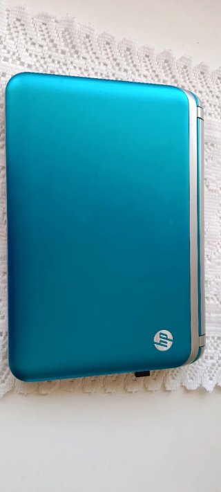 Mini portátil HP azul