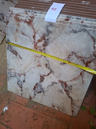 220 Baldosas 40x40 + 93 Rodapiés Nuevos