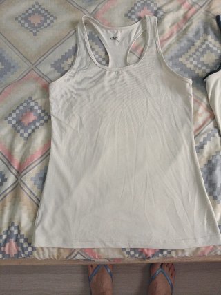 Camiseta deportiva Adidas mujer blanca
