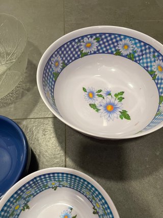 25€ todo - Set de cocina: cuencos y coladores