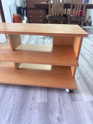 Mueble TV madera con ruedas