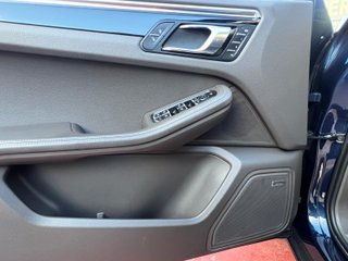 Porsche macan Diesel int. Exclusive Manufaktur