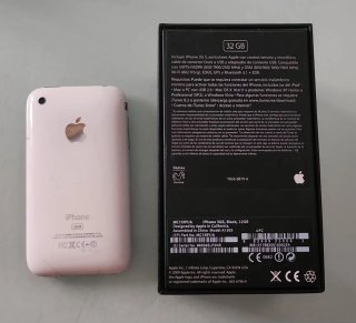 iPhone 3GS ---  32GB