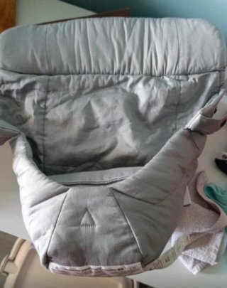 Cojín Ergobaby Easy Snug para portabebés
