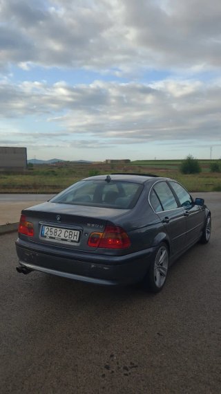 BMW 330d 184cv