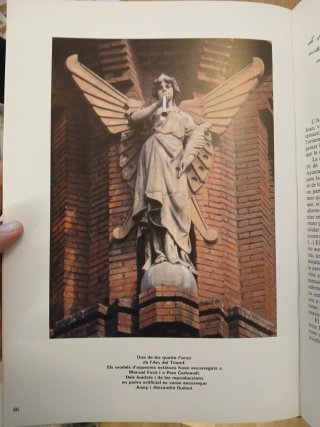 Libro sobre estatuaria publica de barcelona no 1