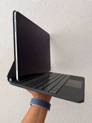 iPad Air 13" M2