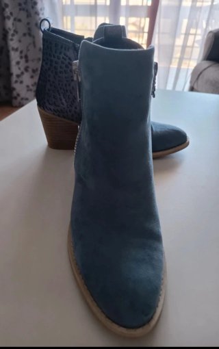 Botines ante azul claro T.38