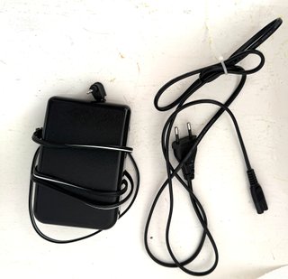 Máquina de coser SINGER CURVY 8763