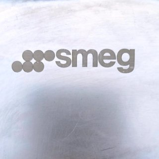 Fregadero SMEG metálico empotrable. Como nuevo.