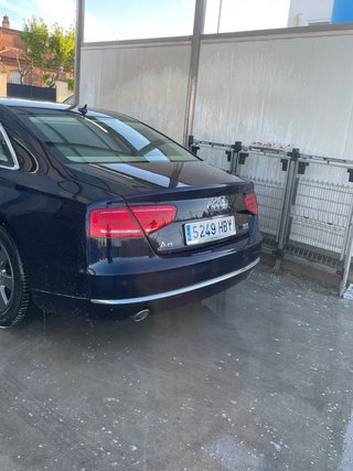Audi A8 2012