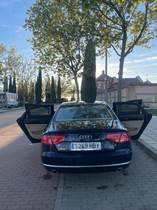 Audi A8 2012