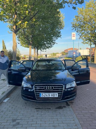 Audi A8 2012