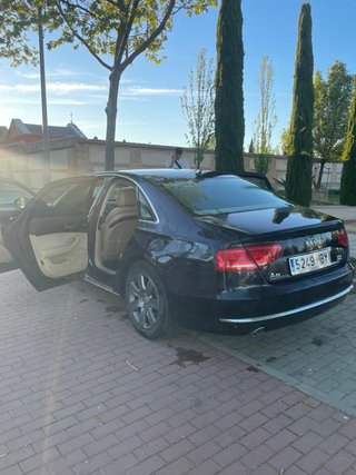 Audi A8 2012