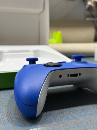 Mando Xbox Series Shock Blue + Batería