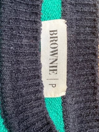 Sudadera Brownie verde y blanca