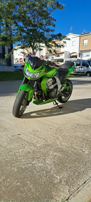 Kawasaki Z750 A2 (25kw en papeles) tiene 106cv