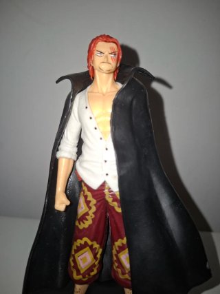 Action Figure Shanks il Rosso One Piece 15cm