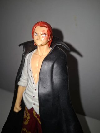 Action Figure Shanks il Rosso One Piece 15cm