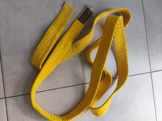 Cinturón Taekwondo Amarillo Infantil DAEDO