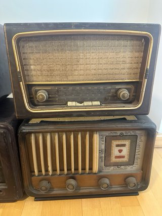 Lote 14 radios antiguas Telefunken Philips Invicta