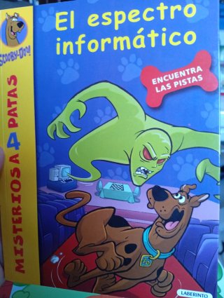 Dos libros de scooby-doo