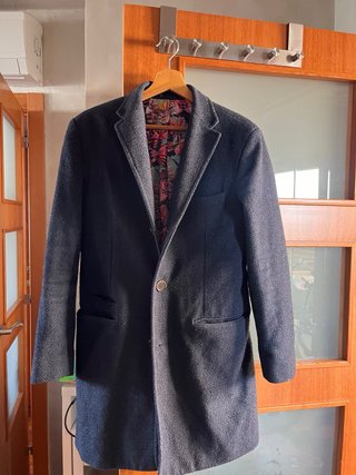 Lote 4 americanas y abrigo hombre Talla M