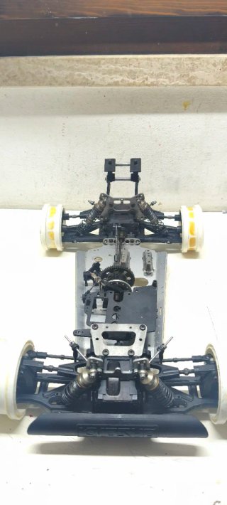 Kyosho Turbo Inferno da restaurare