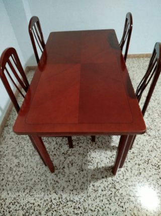 Mesa comedor madera con 4 sillas