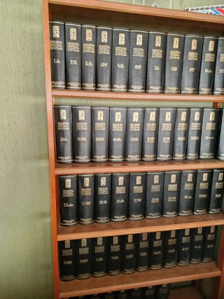 Enciclopedia Universal Ilustrada + Mueble