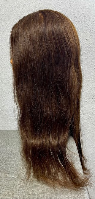 Maniquí mujer pelo largo natural