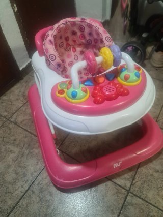 Caminadora para bebé rosa