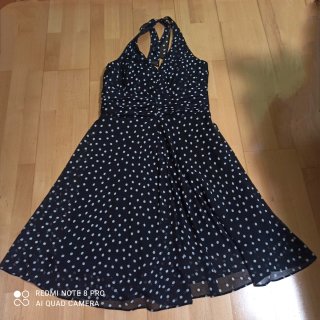 Vestido estilo Marilyn lunares