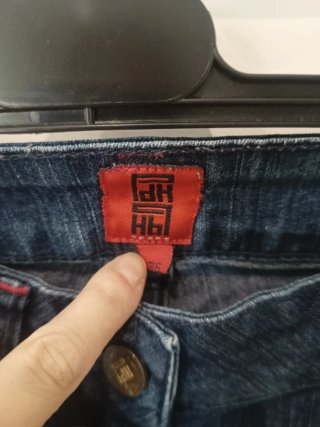 Vaqueros bordados azules