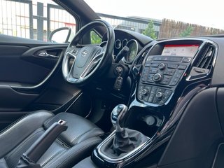 Opel Astra OPC 2.0T 280cv 103.000km 3/2016