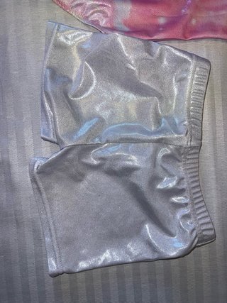 Maillot rítmica niña con goma y pantalón corto