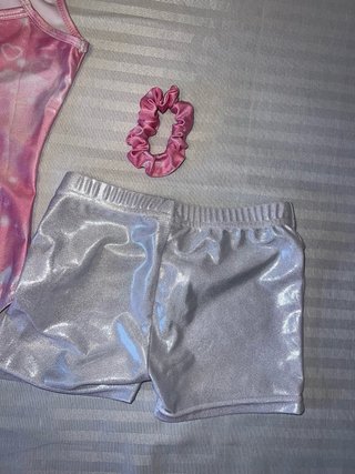 Maillot rítmica niña con goma y pantalón corto